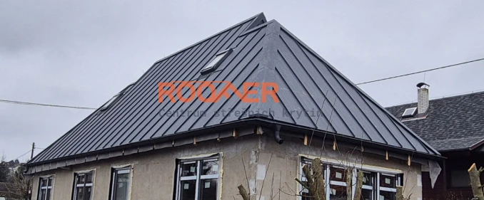 Moderní Click panely Retro Standard – kvalitní střecha v antracitu | Roofer.cz
