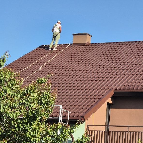 Roof repair and reconstruction, installation of metal roofing in Příchovická 993 Dolní Počernice